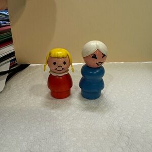 Vintage Little People. Girl with Blonde hair & Mom/Teacher with white hair. EUC